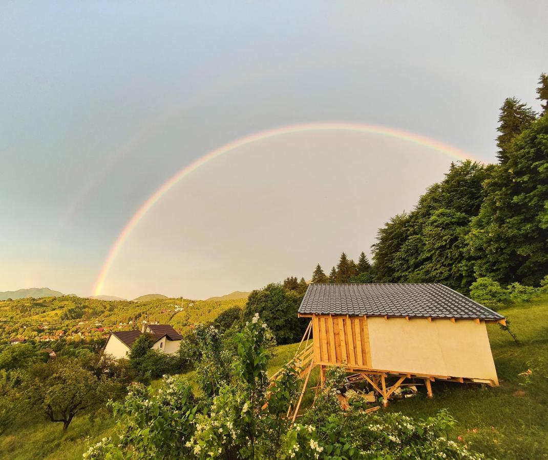 Rainbow Chalet Bran  Exterior photo