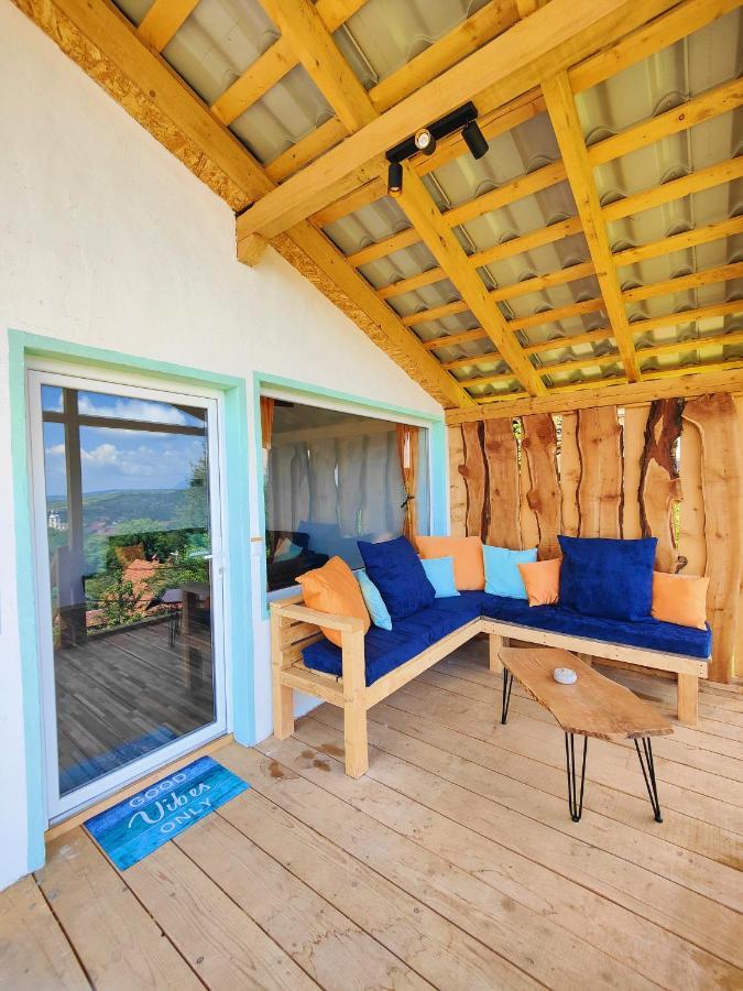 Rainbow Chalet Bran  Exterior photo